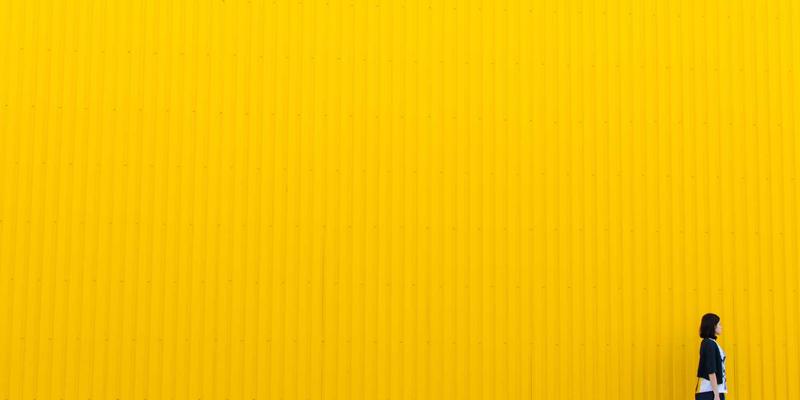 品牌视觉锤与语言钉：市场推广中打造过目不忘的品牌识别系统